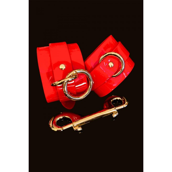 KINKY DIVA WRIST CUFFS RED